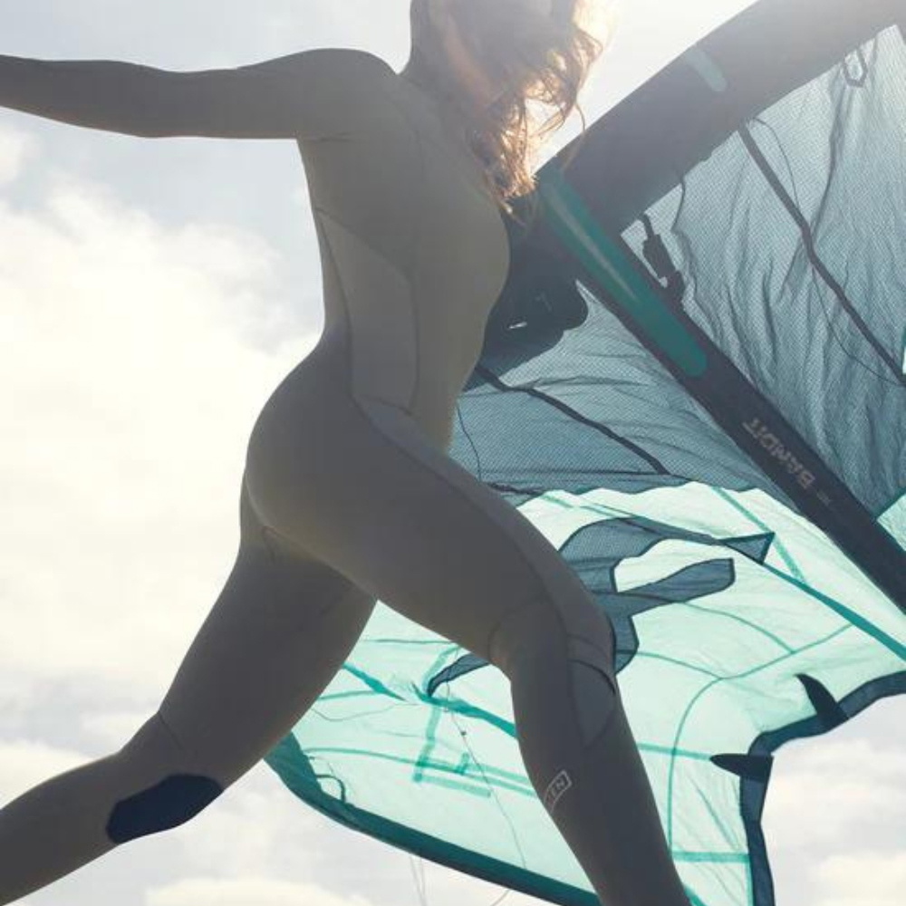 2026 Wallien Dames Nikki Van Dijk 4/3mm Borst Ritssluiting Wetsuit 101009003 - Moon